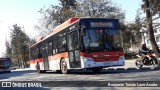 Buses Vule 2042 na cidade de Santiago, Santiago, Metropolitana de Santiago, Chile, por Benjamín Tomás Lazo Acuña. ID da foto: :id.