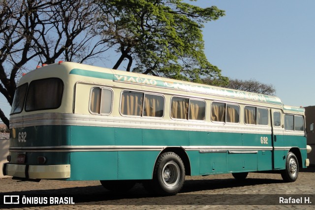 Viação Garcia G92 na cidade de Londrina, Paraná, Brasil, por Rafael H.. ID da foto: 8217445.