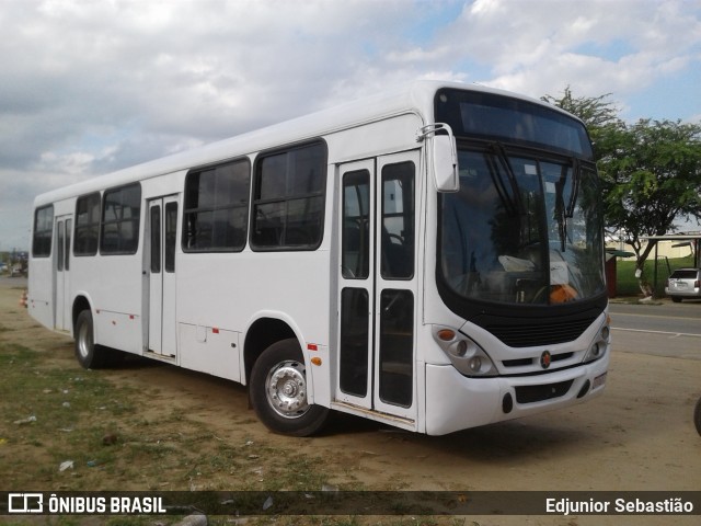 Ônibus Particulares 1D63 na cidade de Nazaré da Mata, Pernambuco, Brasil, por Edjunior Sebastião. ID da foto: 8218400.