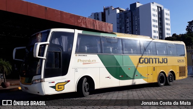 Empresa Gontijo de Transportes 12535 na cidade de Coronel Fabriciano, Minas Gerais, Brasil, por Jonatas Costa da Mata. ID da foto: 8224249.