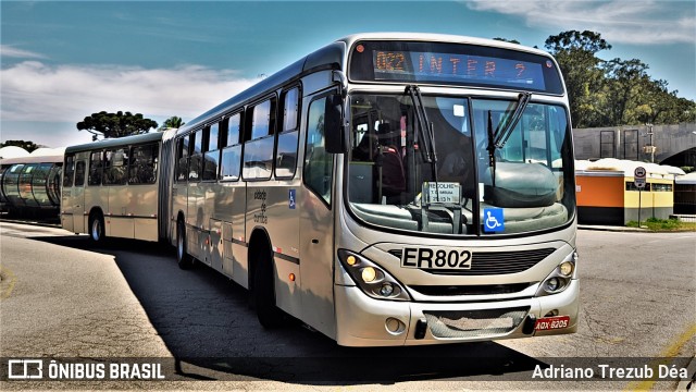Auto Viação São José dos Pinhais ER802 na cidade de Curitiba, Paraná, Brasil, por Adriano Trezub Déa. Número da foto: #8223333.