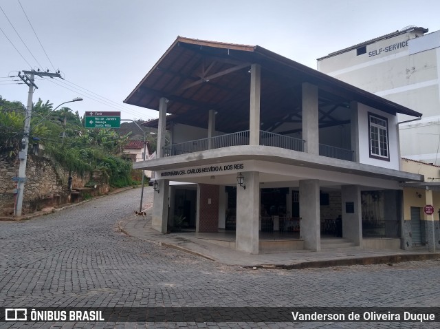 Terminais Rodoviários e Urbanos RIO PRETO MG na cidade de Rio Preto, Minas Gerais, Brasil, por Vanderson de Oliveira Duque. Número da foto: #8222219.