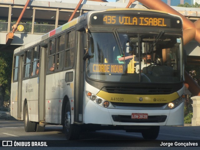 Real Auto Ônibus A41030 na cidade de Rio de Janeiro, Rio de Janeiro, Brasil, por Jorge Gonçalves. Número da foto: #8225621.