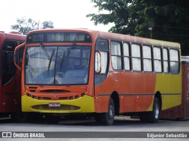 Ônibus Particulares 5665 na cidade de Matozinhos, Minas Gerais, Brasil, por Edjunior Sebastião. Número da foto: #8224908.