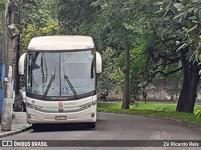Viação Cidade do Aço RJ 174.071 na cidade de Petrópolis, Rio de Janeiro, Brasil, por Zé Ricardo Reis. Número da foto: #8224823.