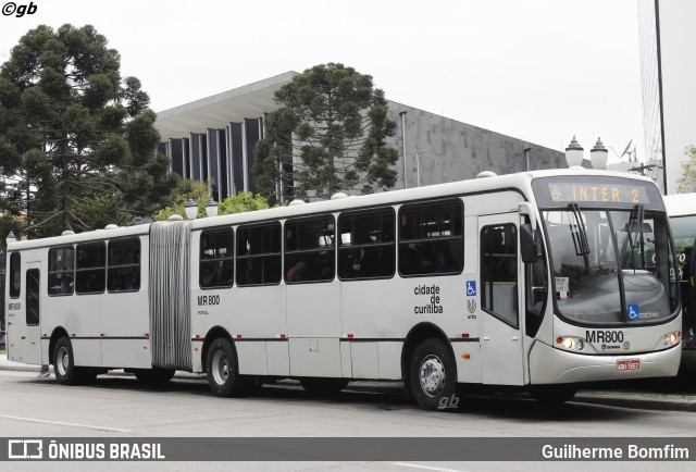 Auto Viação Mercês MR800 na cidade de Curitiba, Paraná, Brasil, por Guilherme Bomfim. Número da foto: #8230528.