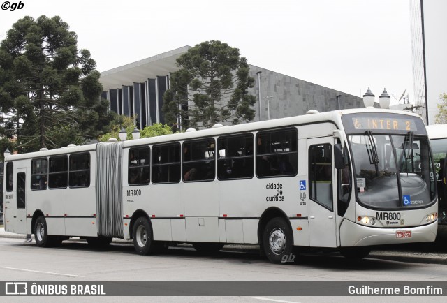 Auto Viação Mercês MR800 na cidade de Curitiba, Paraná, Brasil, por Guilherme Bomfim. ID da foto: 8230528.