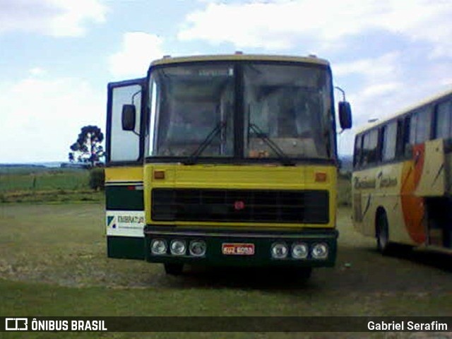 Valdani Turismo 3250 na cidade de Tibagi, Paraná, Brasil, por Gabriel Serafim. Número da foto: #8229852.