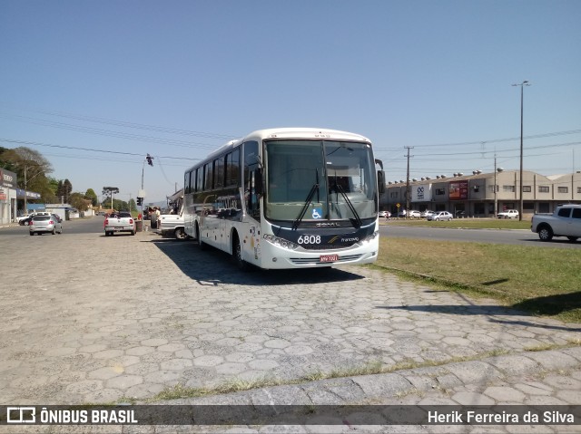 Francovig Transportes Coletivos 6808 na cidade de Campo Largo, Paraná, Brasil, por Herik Ferreira da Silva. Número da foto: #8230946.