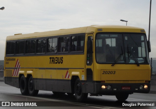 Viação Itapemirim 20203 na cidade de Arujá, São Paulo, Brasil, por Douglas Paternezi. Número da foto: #8235659.