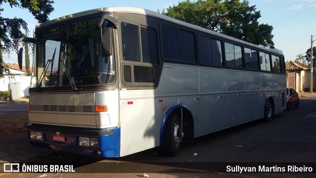 Ônibus Particulares 5992 na cidade de Anápolis, Goiás, Brasil, por Sullyvan Martins Ribeiro. Número da foto: #8237833.