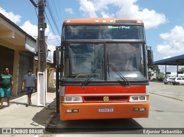 Ônibus Particulares 8F35 na cidade de Nazaré da Mata, Pernambuco, Brasil, por Edjunior Sebastião. Número da foto: #8160425.