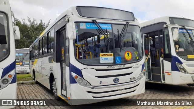 Viação Pinheiral 3025 na cidade de Volta Redonda, Rio de Janeiro, Brasil, por Matheus Martins da Silva. Número da foto: #8161105.