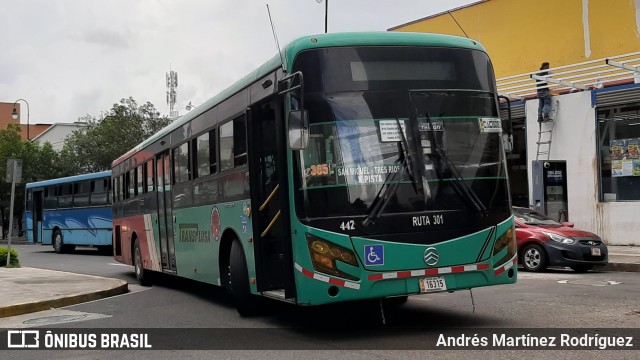 Transplusa 442 na cidade de Catedral, San José, San José, Costa Rica, por Andrés Martínez Rodríguez. Número da foto: #8239232.