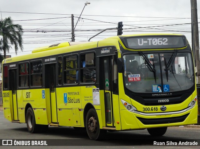 Autoviaria Matos 300.618 na cidade de São Luís, Maranhão, Brasil, por Ruan Silva Andrade. Número da foto: #8240460.