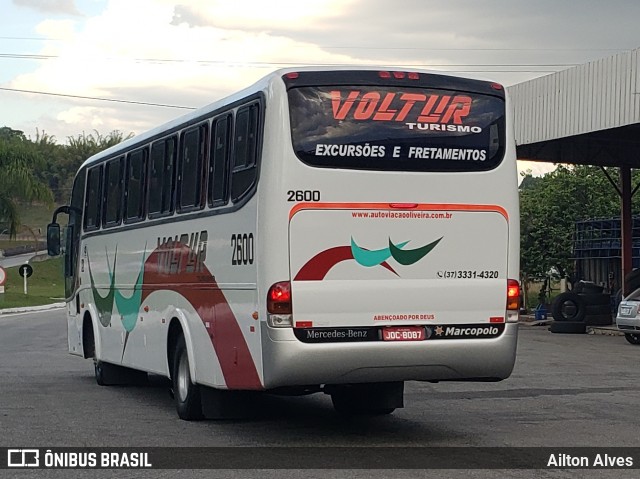 Voltur - Viação Oliveira Turismo 2600 na cidade de Oliveira, Minas Gerais, Brasil, por Ailton Alves. Número da foto: #8241640.
