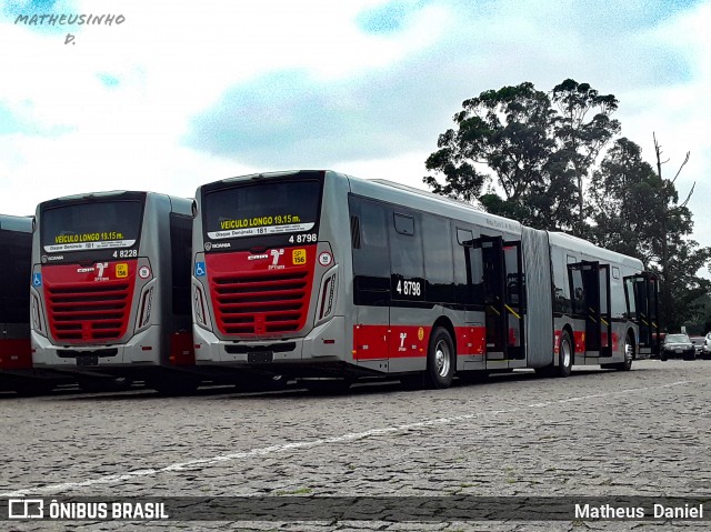 Express Transportes Urbanos Ltda 4 8798 na cidade de São Paulo, São Paulo, Brasil, por Matheus  Daniel. Número da foto: #8241752.