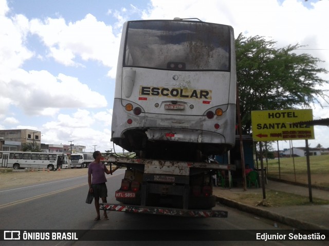 Sucata e Desmanches DJB2325 na cidade de Nazaré da Mata, Pernambuco, Brasil, por Edjunior Sebastião. Número da foto: #8162195.