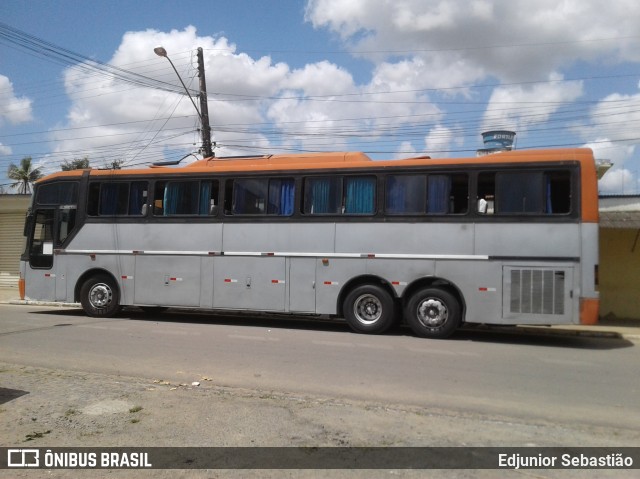 Ônibus Particulares 8F35 na cidade de Nazaré da Mata, Pernambuco, Brasil, por Edjunior Sebastião. ID da foto: 8164613.