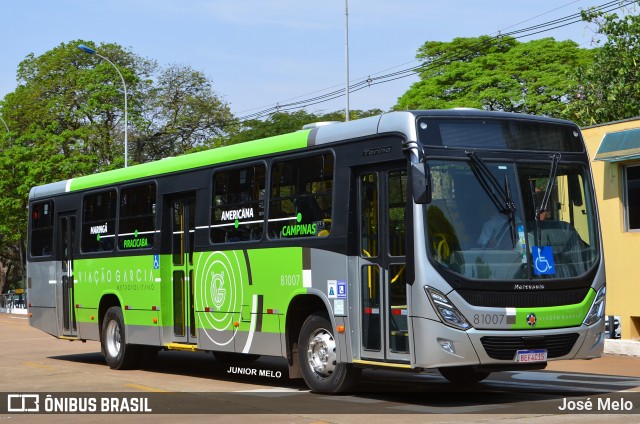 Viação Garcia 81007 na cidade de Maringá, Paraná, Brasil, por José Melo. ID da foto: 8166573.