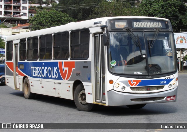 Viação Teresópolis 2037 na cidade de Teresópolis, Rio de Janeiro, Brasil, por Lucas Lima. Número da foto: #8167231.