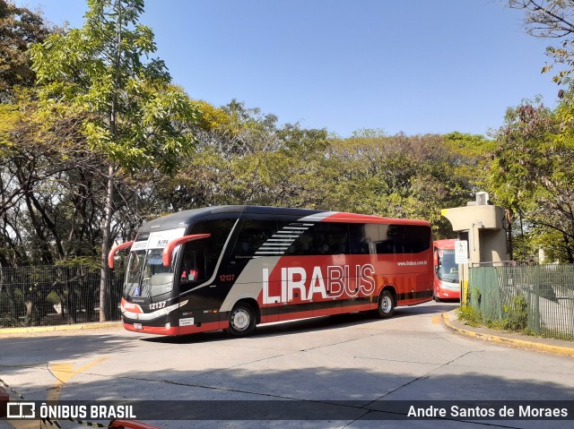 Lirabus 12137 na cidade de São Paulo, São Paulo, Brasil, por Andre Santos de Moraes. Número da foto: #8168847.