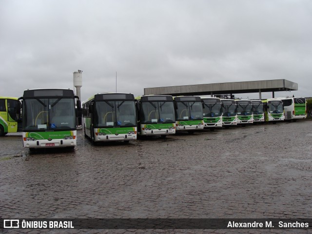 Expresso Princesa dos Campos 6056 na cidade de Ponta Grossa, Paraná, Brasil, por Alexandre M.  Sanches. Número da foto: #8174230.