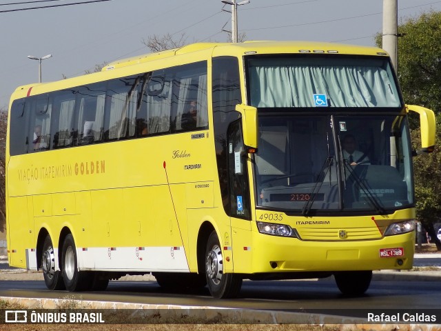 Viação Itapemirim 49035 na cidade de Brasília, Distrito Federal, Brasil, por Rafael Caldas. ID da foto: 8171451.