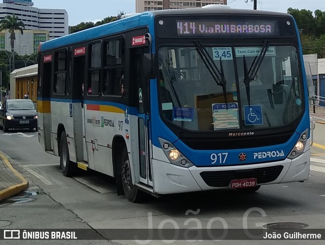 Empresa Pedrosa 917 na cidade de Recife, Pernambuco, Brasil, por João Guilherme. ID da foto: 8171037.