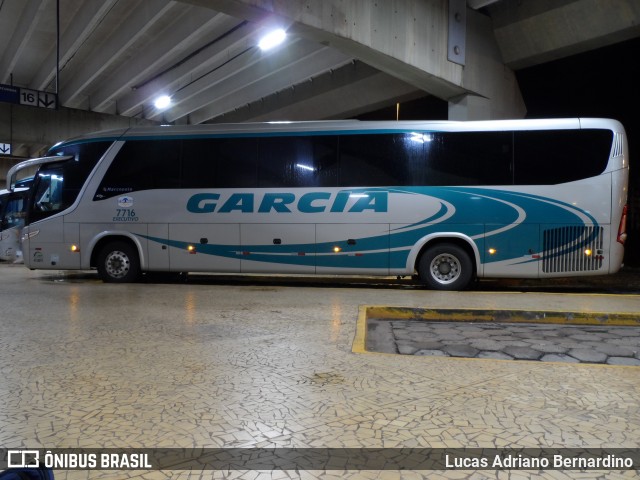 Viação Garcia 7716 na cidade de Araraquara, São Paulo, Brasil, por Lucas Adriano Bernardino. ID da foto: 8175741.