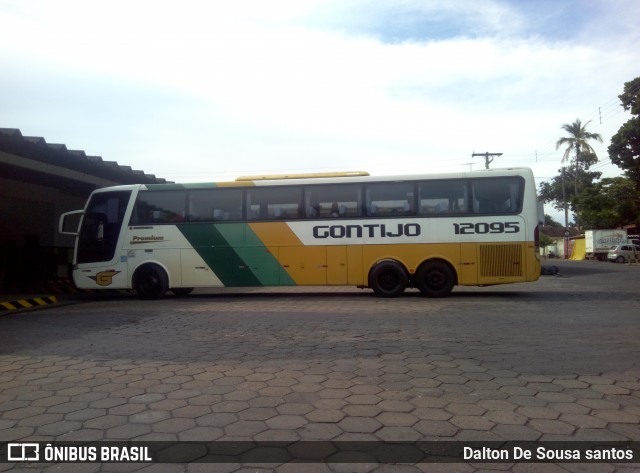 Empresa Gontijo de Transportes 12095 na cidade de Pirapora, Minas Gerais, Brasil, por Dalton De Sousa santos. Número da foto: #8174552.