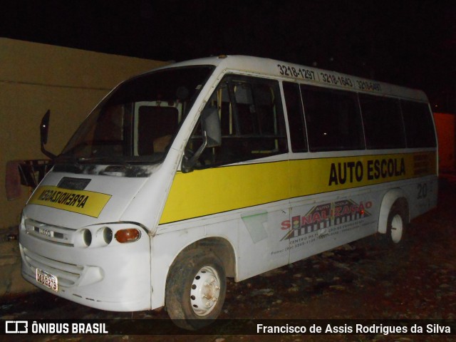 Ônibus Particulares CZZ8279 na cidade de Teresina, Piauí, Brasil, por Francisco de Assis Rodrigues da Silva. Número da foto: #8174793.