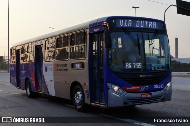 Empresa de Ônibus Vila Galvão 30.613 na cidade de São Paulo, São Paulo, Brasil, por Francisco Ivano. Número da foto: #8175048.