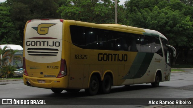 Empresa Gontijo de Transportes 18325 na cidade de Taubaté, São Paulo, Brasil, por Alex Ramos Ribeiro. ID da foto: 8177104.