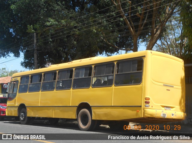Ônibus Particulares KAB4639 na cidade de Teresina, Piauí, Brasil, por Francisco de Assis Rodrigues da Silva. Número da foto: #8179679.